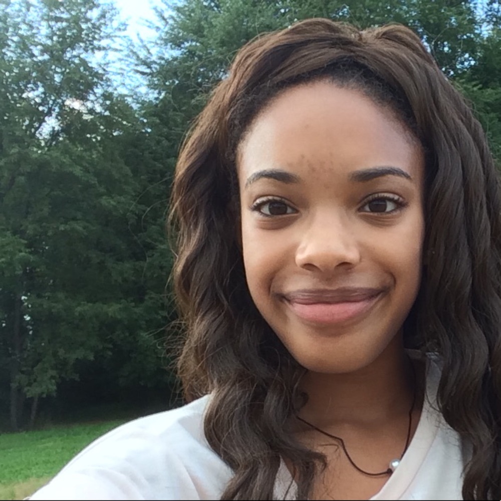 Meet your Posher, Isabella